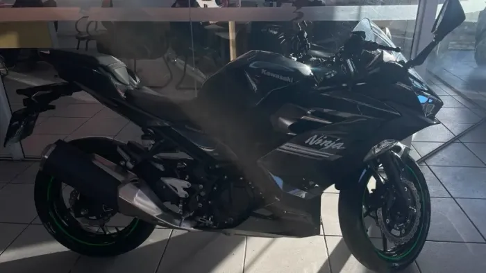 ? KAWASAKI NINJA 400 - 2021/2022 ?