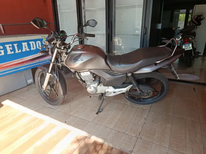 150 elétrica ano 2010 conservado