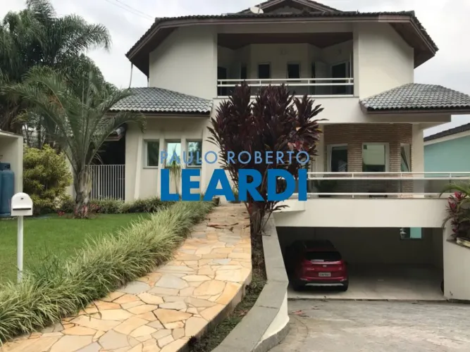 CASA EM CONDOMÍNIO - CONDOMÍNIO HILLS 3 - SP