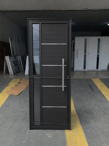 OFERTA DE HEXA? PORTA LAMBRIL LUXO PRETA