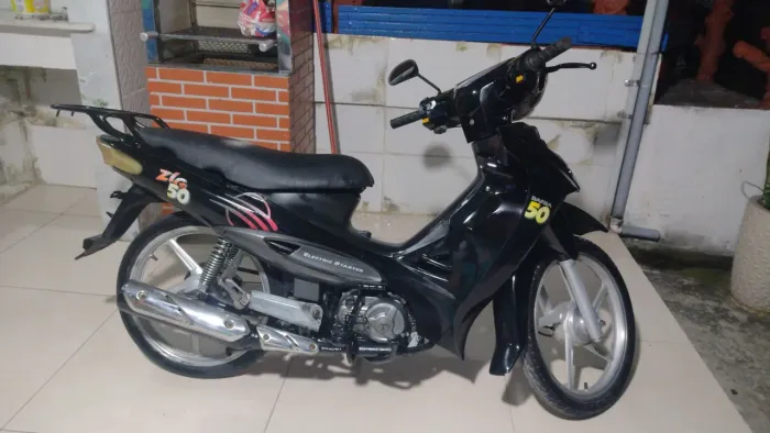 Vendo Dafra Zig 50 cc Totalmente revisada, Aceito cartão!