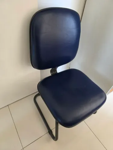 VENDO CADEIRA PARA ESCRITÓRIO