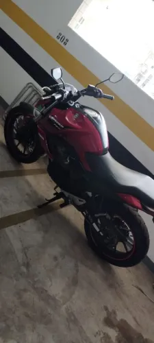 Moto Yamaha Fazer = SOMENTE VENDA.