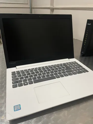 Vendo Notebook Lenovo IdeaPad 330-15IKB