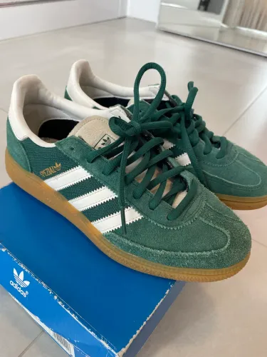 Tênis Spezial verde 