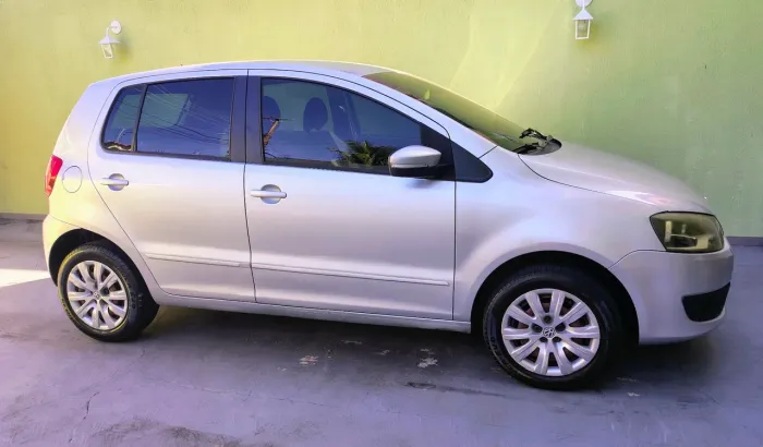 Volkswagen Fox 1.0 MI Total Flex 8V 5P 2013