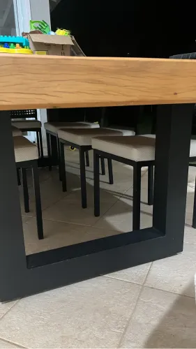 Conjunto de mesa de madeira  marca Junco