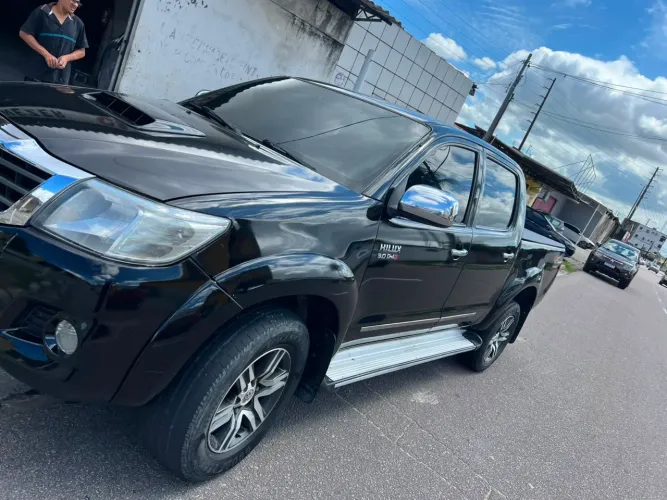 Toyota Hilux CD SRV D4-d 4X4 3.0 TDI Diesel AUT 2010