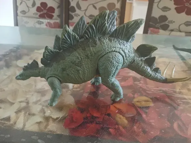 Estegossauro Mattel Jurassic World 2018