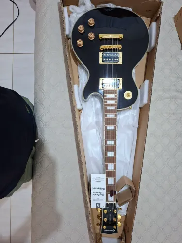 Guitarra Giannini GAE09 DLX BK