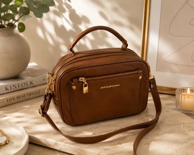 Bolsa de Couro Estilo Baú