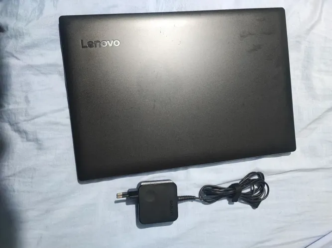 Vendo notebook Lenovo 330 i3 7 geração leia a descrição