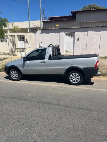 Fiat Strada 1.4 MPI Fire Flex 8V CS 2012