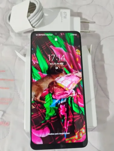 Samsung A22 com carregador turbo 