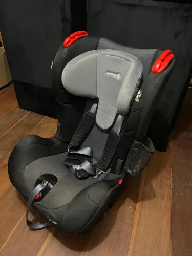 Cadeirinha de bebê Safety 1st