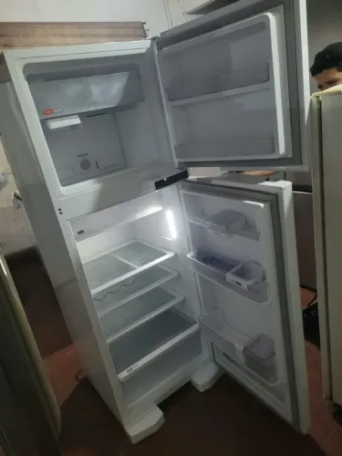 Geladeira dúplex zerinha