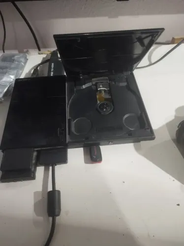 PS2 em boas condições 