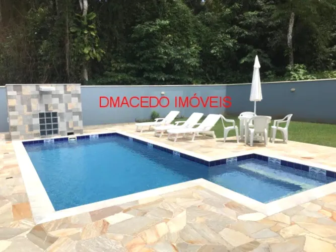 Casa para venda em Praia Da Lagoinha de 193.00m² com 4 Quartos, 3 Suites e 3 Garagens