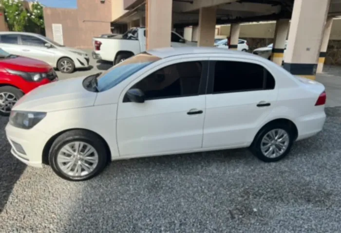 Aluguel de carro Voyage 1.6