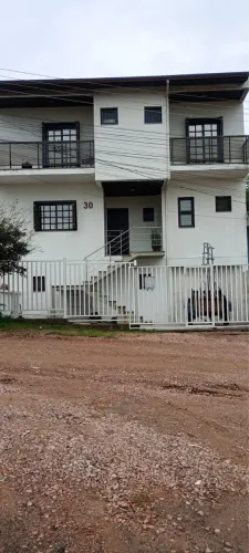 CASA DE ALTO PADRÃO À VENDA EM PORTO ALEGRE