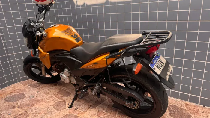 Cb 300 
