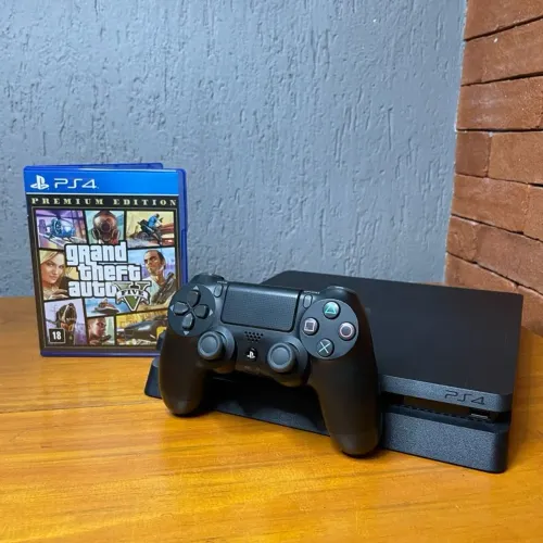 Playstation 4 Slim + Jogo GTA V (Aceito Cartão)