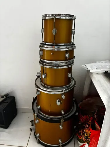 vendo bateria reduzida pequena