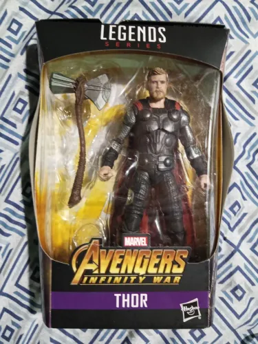 THOR ULTIMATO - MARVEL LEGENDS 