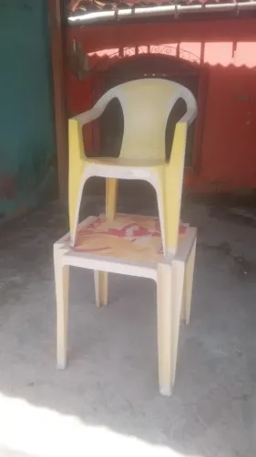 Mesa de Bar com cadeira 