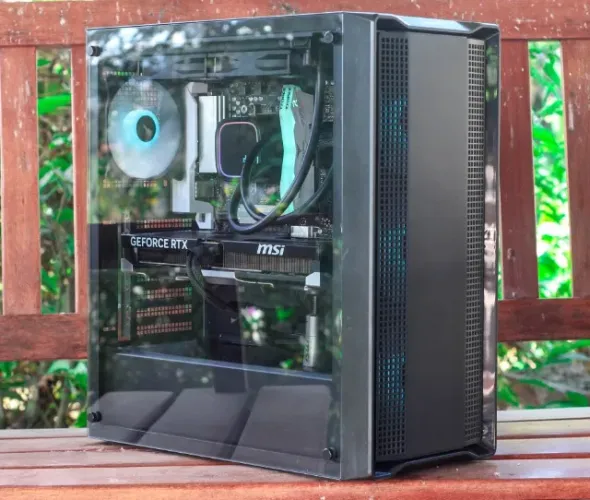 7800X3D - 32GB - RTX 5070