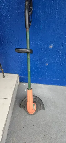 Aparador de grama tramontina 1000w 220v