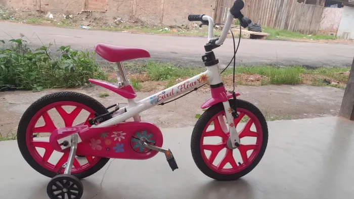 Vende-se bicicleta infantil