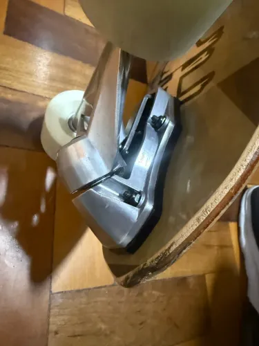 Skate simulador de surf