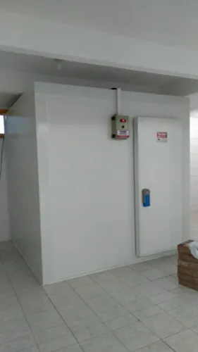 Câmara Fria Industrial com Alta Durabilidade