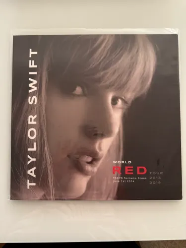 Taylor Swift World Red Tour (Bootleg)