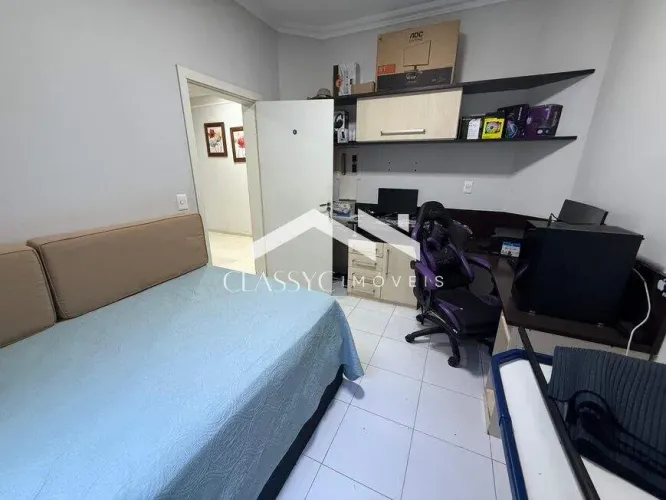 Casa em Uberlândia (Santa Mônica) - 4 quartos, 3 suítes, 3 salas, piscina aquecida.