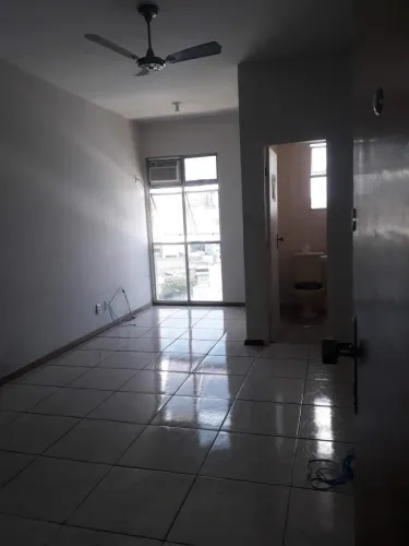 Sala comercial no centro empresarial cidade nova