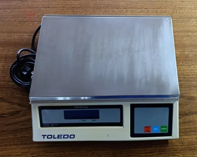 Balança Digital Toledo 9094-1 (Até 15kg) - Ótimo Estado de Conservação!