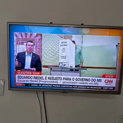 2 Smart TV 32 Polegadas