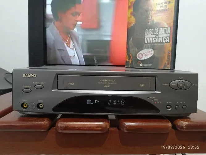 Vídeo Cassete Sanyo VHR-9413 (Funcionando 100%)