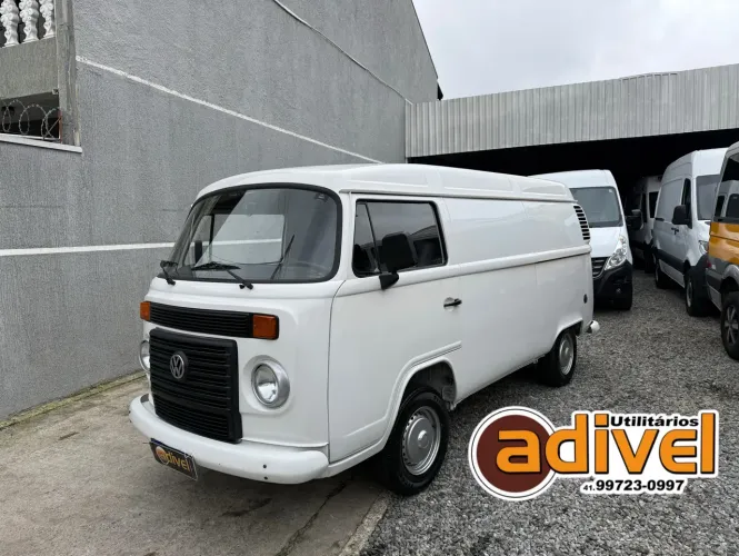 Volkswagen Kombi Furgão 1.4 MI Total Flex 8V 2010