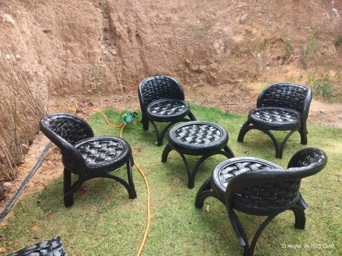 Cadeiras e Mesas de Pneu Super Resistentes