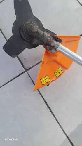 Roçadeira profissional