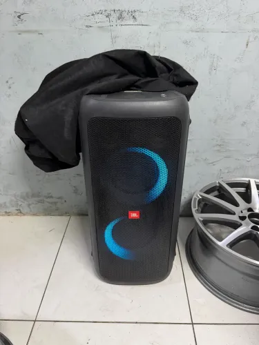 Party Box 300 JBL