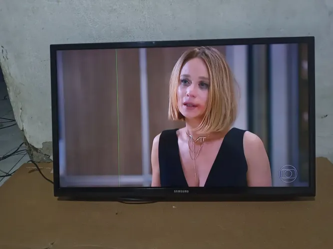 Tv Samsung "32" Polegadas