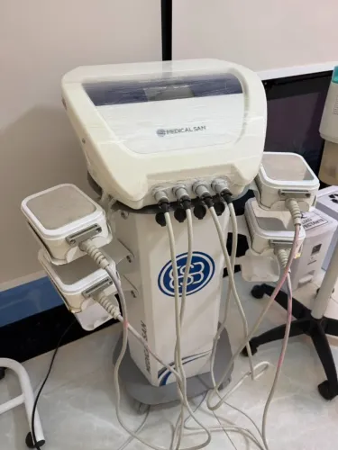 Máquina de Criolipólise Medical SAN