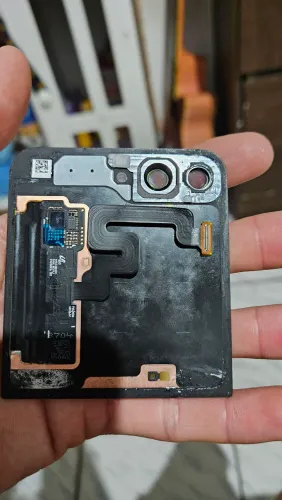 Tela frontal z flip 5