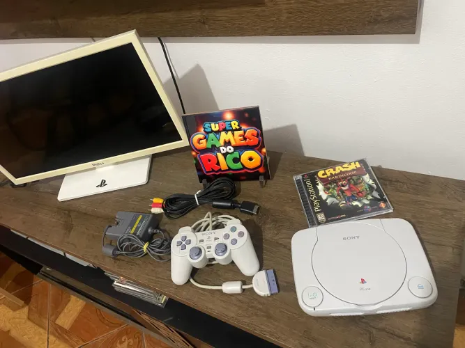 PlayStation 1 PS one completo desbloqueado