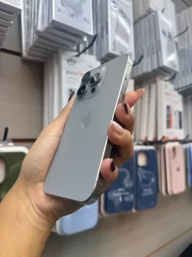 iPhone 15 Pro 128Gb Seminovo