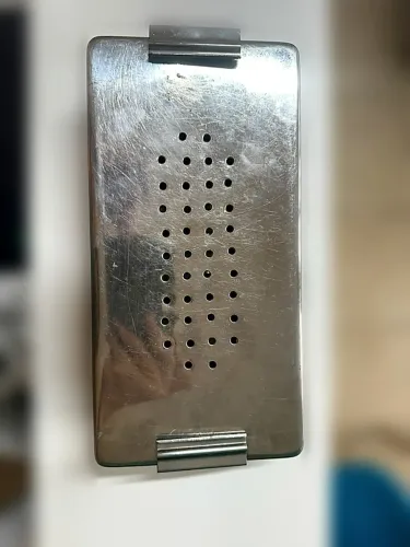 Caixa de Aço Inox 28x14x06 (com travas)